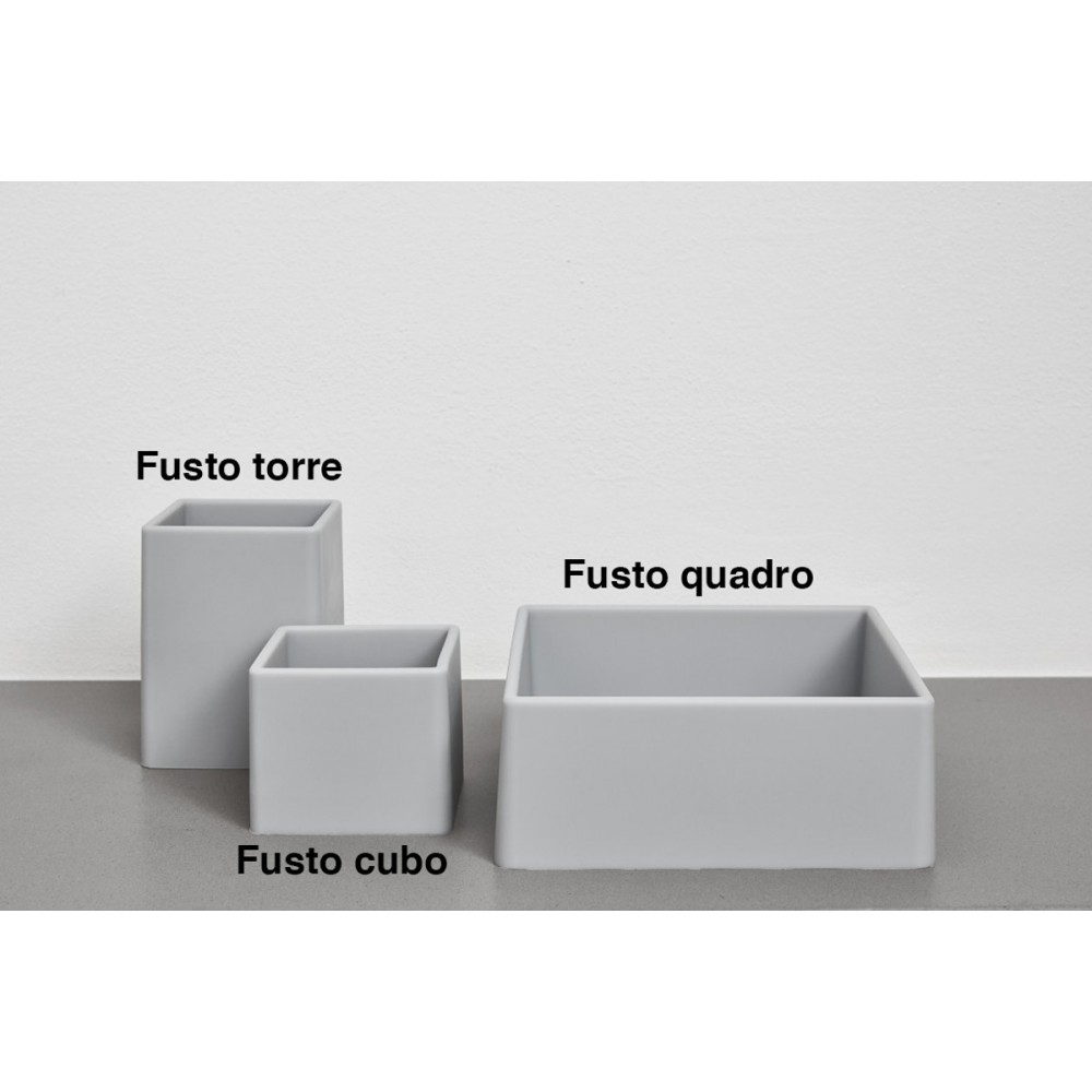 FUSTO CUBO Contenitore By Geelli