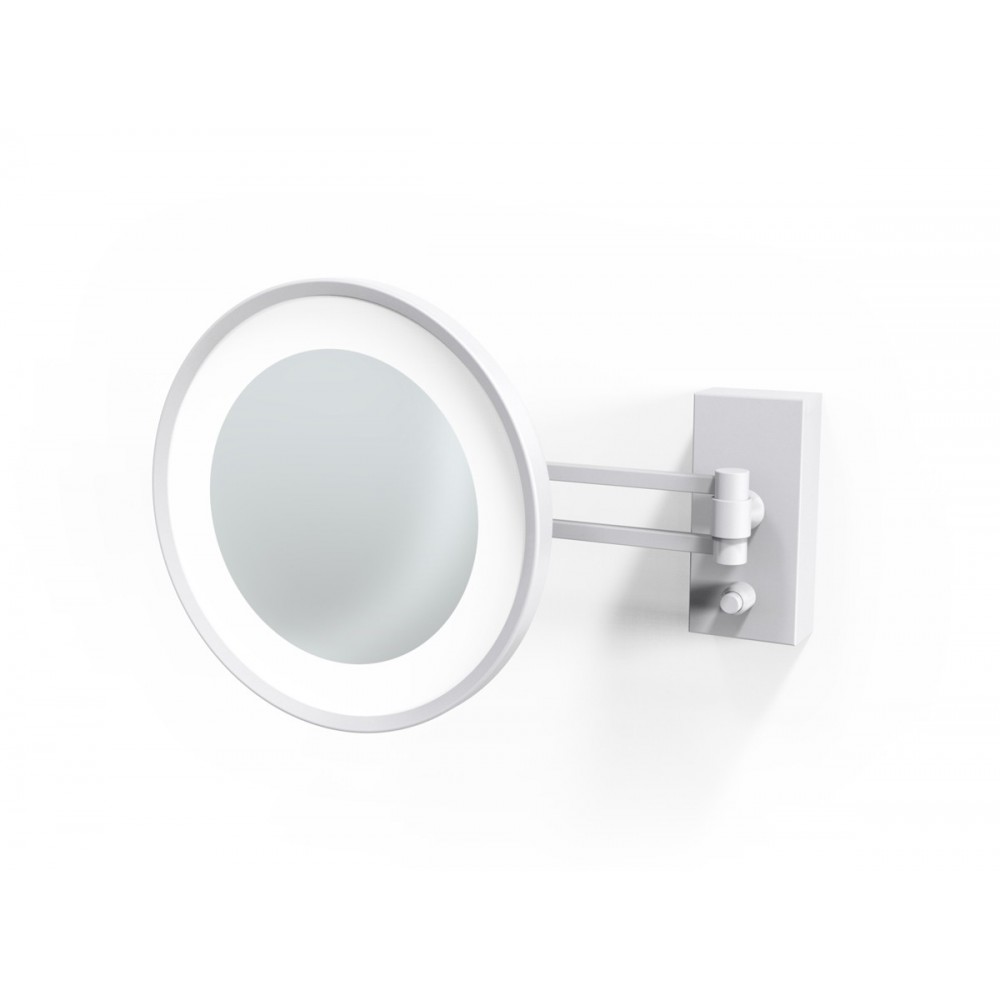 Specchio ingranditore x3 quadrato da parete cromo. 2 Braccia. Illuminazione  a LED.Alimentazione esterna con spina.